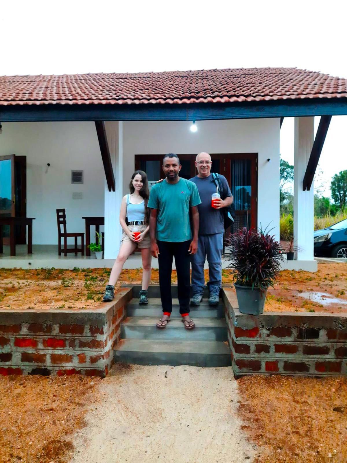 Moni Farm House Wilpattu Nochchiyagama Екстер'єр фото